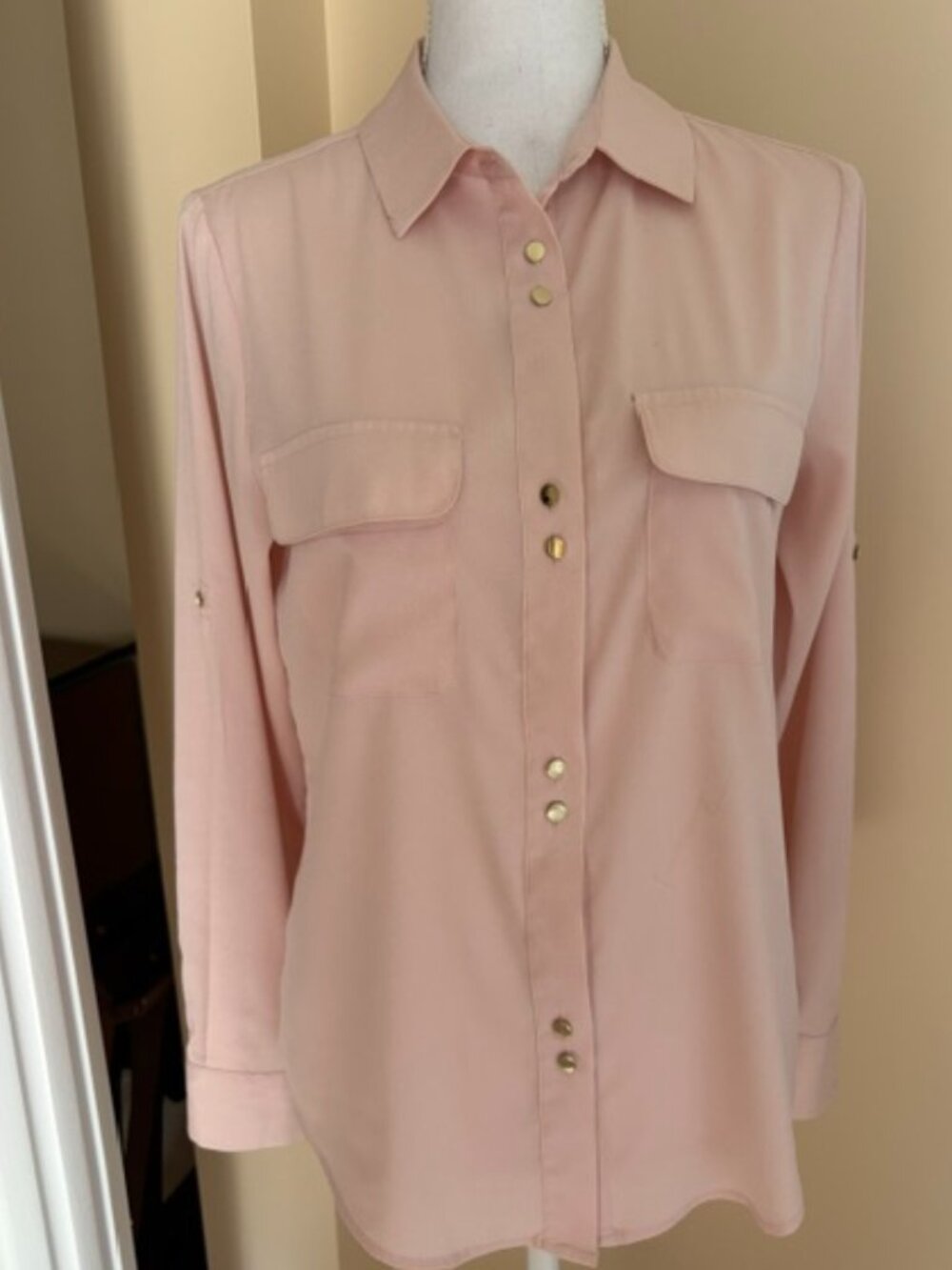 IVANKA TRUMP PINK BUTTON DOWN BLOUSE